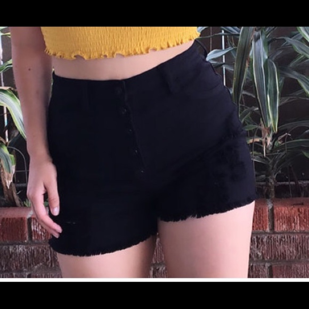 Button Me up shorts